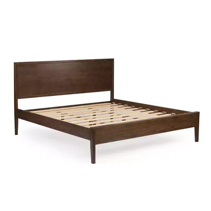 Struttura letto king-size in legno massello con testiera a pannelli, non necessita di rete a molle