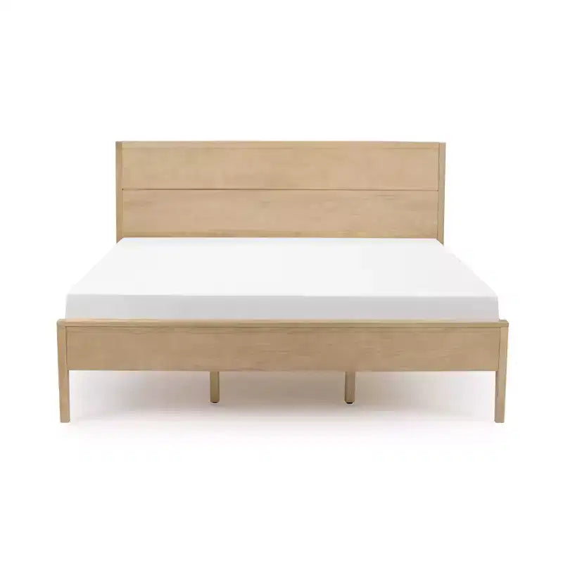 Struttura letto king-size in legno massello con testiera a pannelli, non necessita di rete a molle