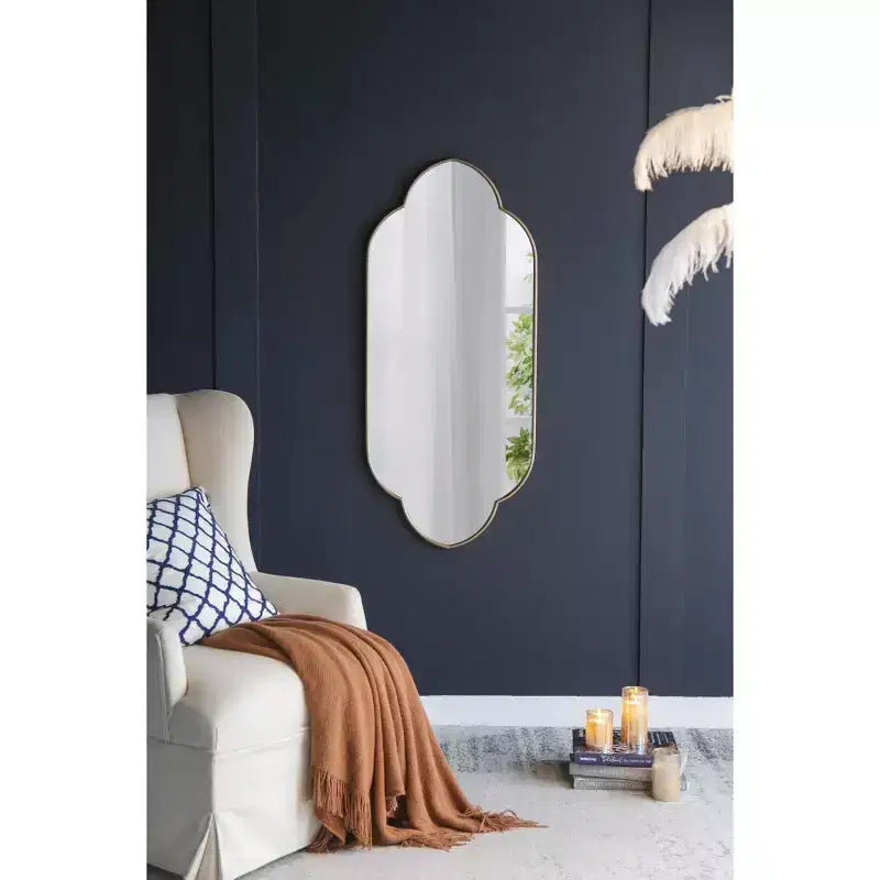 Specchio decorativo da parete color oro champagne con bordi intagliati da 22,4 x 48 pollici