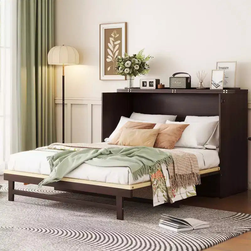 Letto a scomparsa Queen Size in legno di pino con decorazioni in rattan e cassetti contenitore